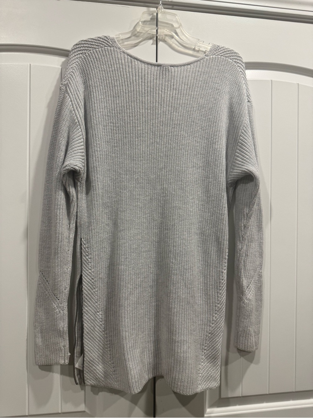 CAbi Gray V-Neck Longline Knit Tunic - Picture 3 of 7